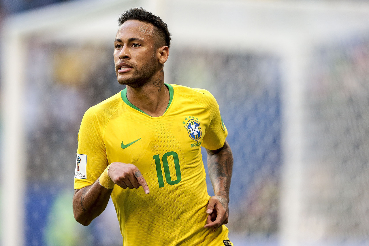 但队员凭借 但队员凭借